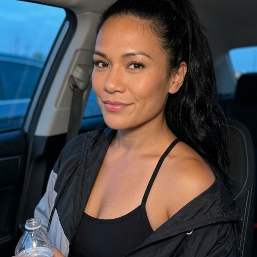 Özge Yıldırım